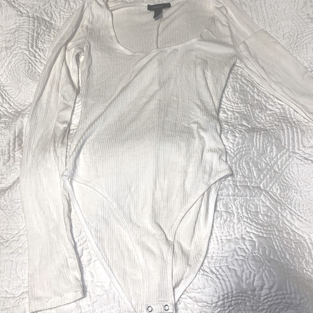 White body suit never worn nwot from forever21